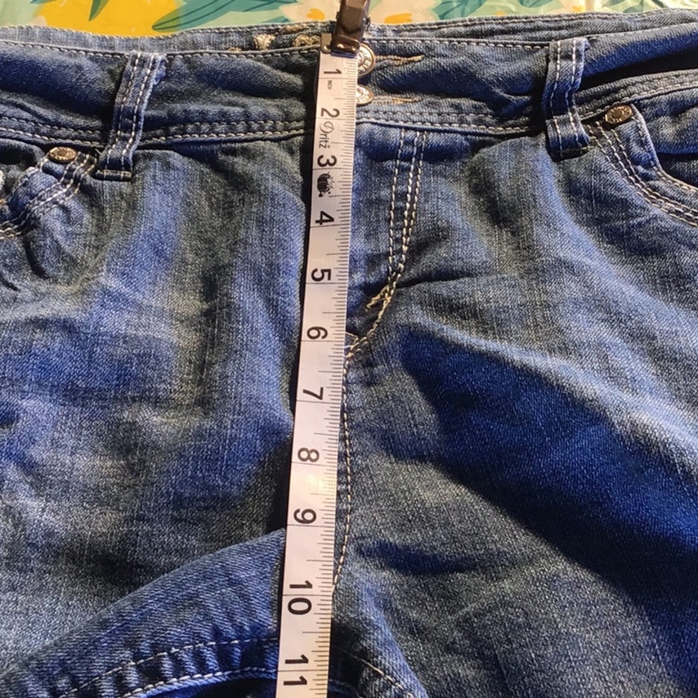 Classic Blue Jean Shorts with Stretchy Fit and Cuffed Hem - Picture 10 of 12